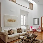 Hotel Lodgingmalaga Plaza De La Constitucion 4*
