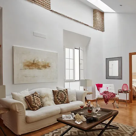 Hotel Lodgingmalaga Plaza De La Constitucion 4*