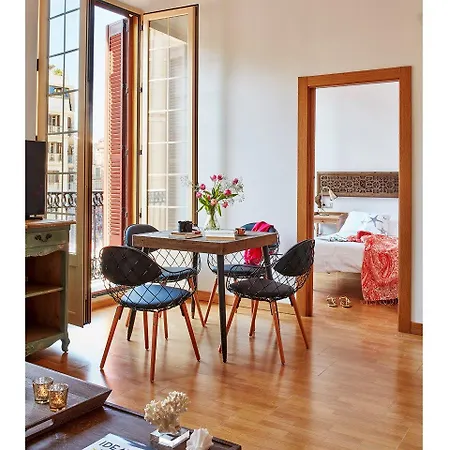 Lodgingmalaga Plaza De La Constitucion Apartment *