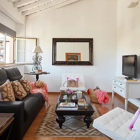 Apartamento Lodgingmalaga Plaza De La Constitucion