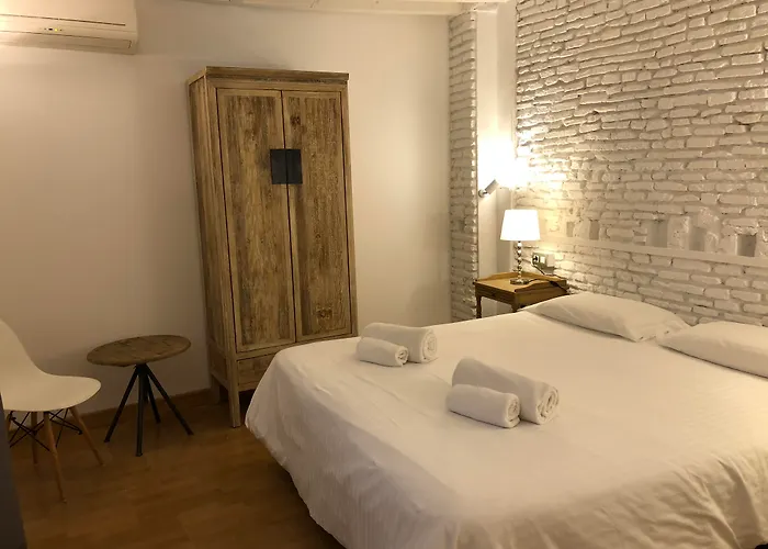 Lodgingmalaga Plaza De La Constitucion مالقة