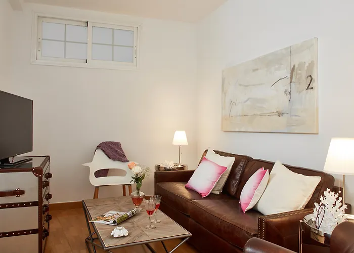 Lodgingmalaga Plaza De La Constitucion 4* مالقة