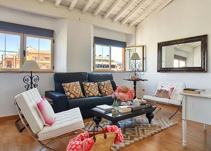 Lodgingmalaga Plaza De La Constitucion فندق 4*