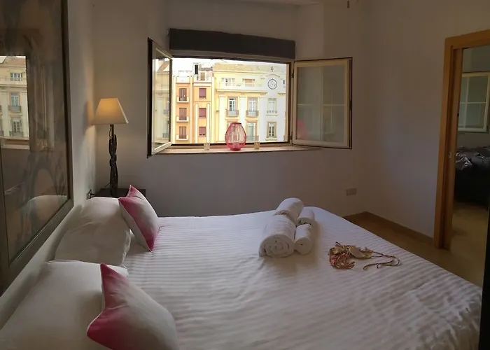 فندق Lodgingmalaga Plaza De La Constitucion 4*